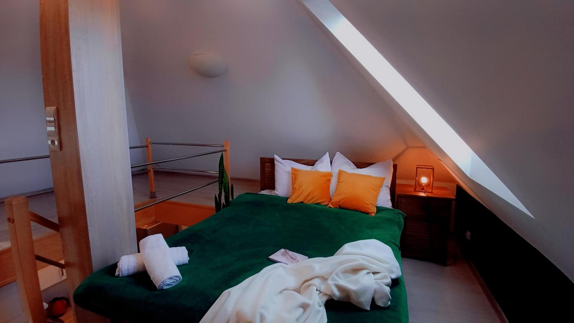 Apartament Pod 12 B Bielsko-Biała Esterno foto